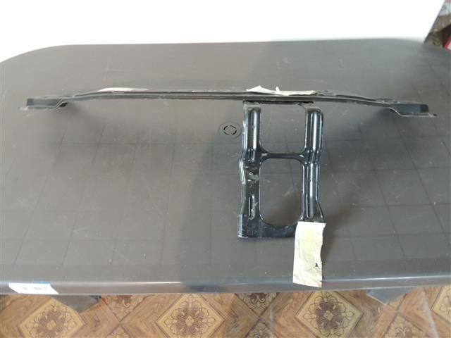 bontott MERCEDES-BENZ C-CLASS Alsó Kereszttartó