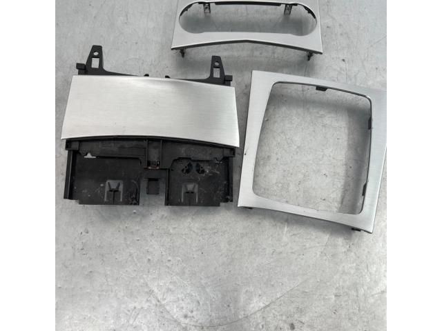 bontott MERCEDES-BENZ C-CLASS Alsó Műszerfal Burkolat