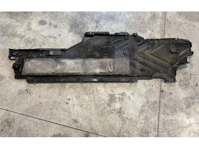 bontott MERCEDES-BENZ C-CLASS Alsó Padlólemez Burkolat