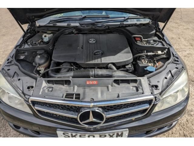 bontott MERCEDES-BENZ C-CLASS Alsó Padlólemez Burkolat
