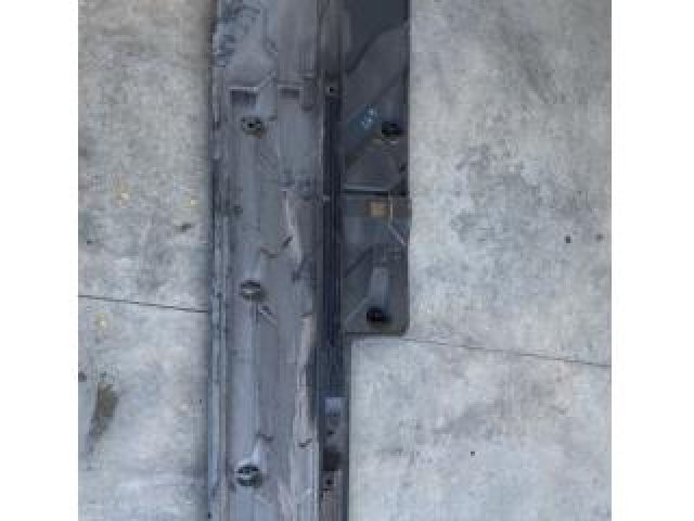 bontott MERCEDES-BENZ C-CLASS Alsó Padlólemez Burkolat