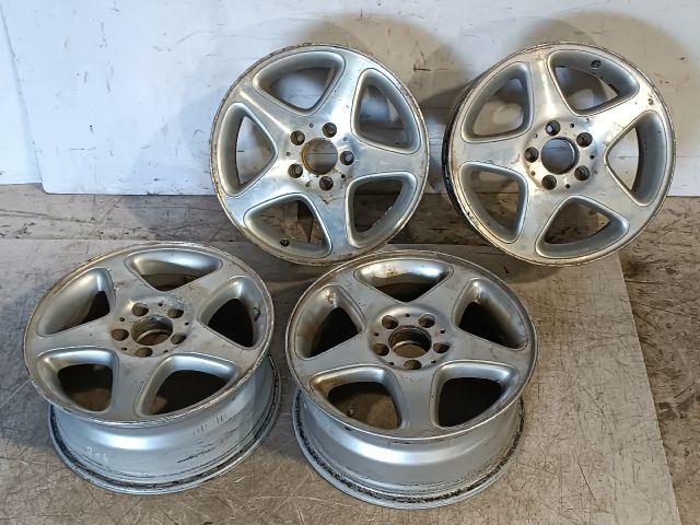 bontott MERCEDES-BENZ C-CLASS Alufelni Szett