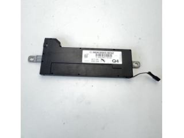 bontott MERCEDES-BENZ C-CLASS Antenna Erősítő