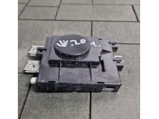 bontott MERCEDES-BENZ C-CLASS Antenna Erősítő