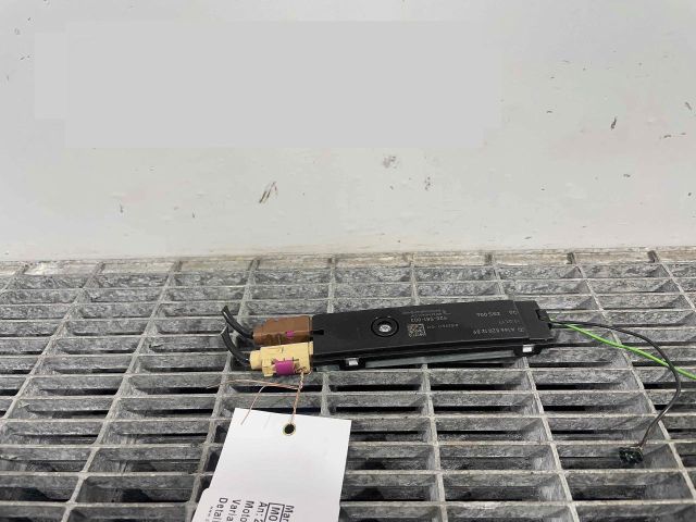 bontott MERCEDES-BENZ C-CLASS Antenna Erősítő