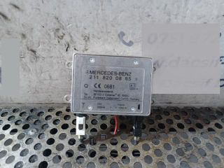 bontott MERCEDES-BENZ C-CLASS Antenna Erősítő