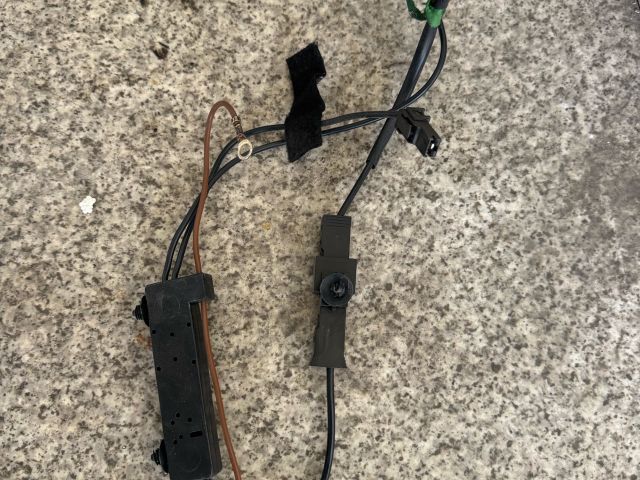 bontott MERCEDES-BENZ C-CLASS Antenna Erősítő