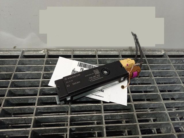 bontott MERCEDES-BENZ C-CLASS Antenna Erősítő