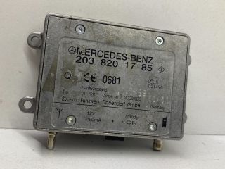 bontott MERCEDES-BENZ C-CLASS Antenna Erősítő