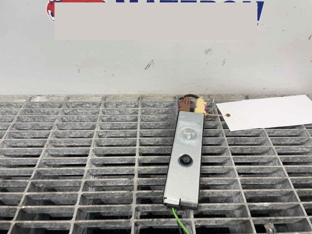 bontott MERCEDES-BENZ C-CLASS Antenna Erősítő