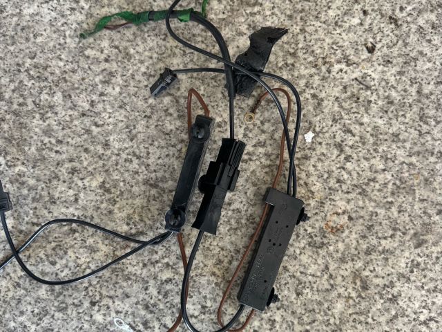 bontott MERCEDES-BENZ C-CLASS Antenna Erősítő