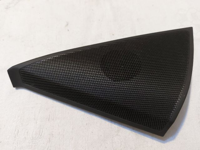 bontott MERCEDES-BENZ C-CLASS Bal A Oszlop Hangszóró Burkolat