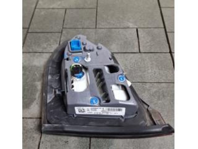 bontott MERCEDES-BENZ C-CLASS Bal Belső Hátsó Lámpa