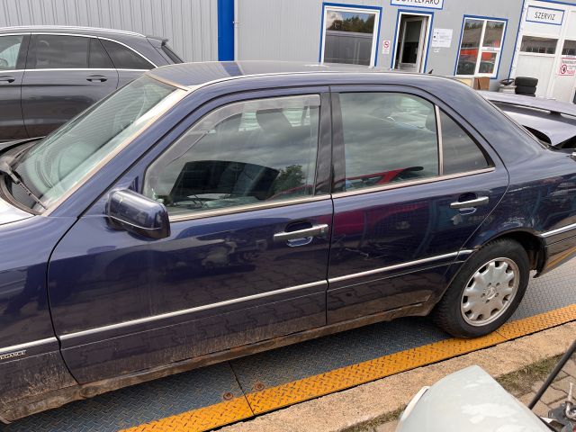 bontott MERCEDES-BENZ C-CLASS Bal első Ablak