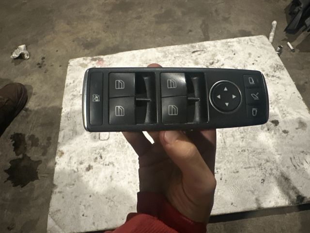 bontott MERCEDES-BENZ C-CLASS Bal első Ablakemelő Kapcsoló