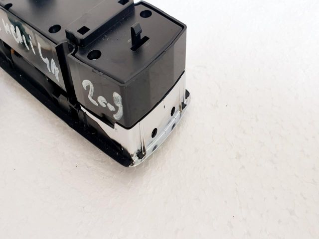 bontott MERCEDES-BENZ C-CLASS Bal első Ablakemelő Kapcsoló