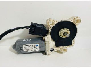 bontott MERCEDES-BENZ C-CLASS Bal első Ablakemelő Motor