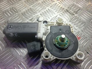 bontott MERCEDES-BENZ C-CLASS Bal első Ablakemelő Motor