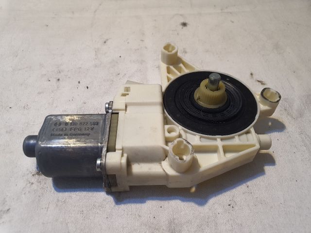 bontott MERCEDES-BENZ C-CLASS Bal első Ablakemelő Motor