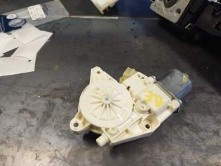 bontott MERCEDES-BENZ C-CLASS Bal első Ablakemelő Motor