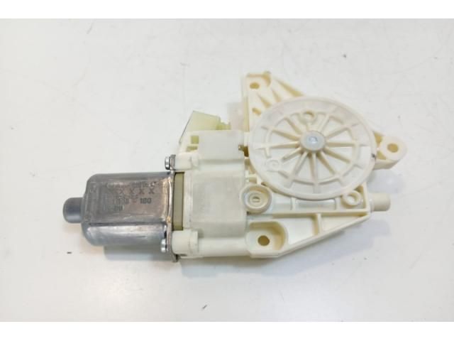 bontott MERCEDES-BENZ C-CLASS Bal első Ablakemelő Motor