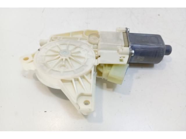 bontott MERCEDES-BENZ C-CLASS Bal első Ablakemelő Motor