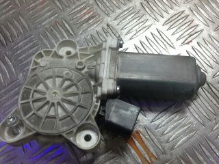 bontott MERCEDES-BENZ C-CLASS Bal első Ablakemelő Motor