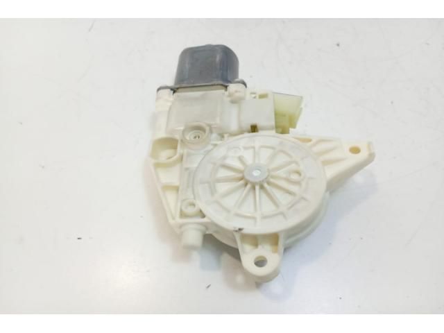 bontott MERCEDES-BENZ C-CLASS Bal első Ablakemelő Motor