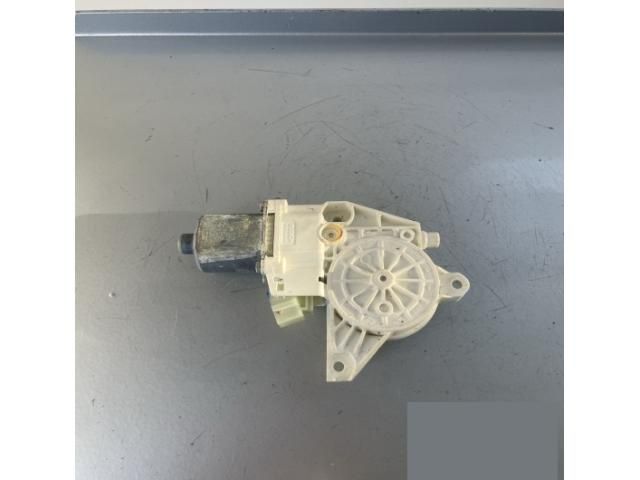 bontott MERCEDES-BENZ C-CLASS Bal első Ablakemelő Motor