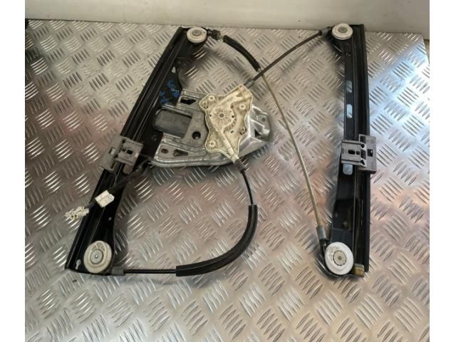 bontott MERCEDES-BENZ C-CLASS Bal első Ablakemelő Szerkezet (Elektromos)