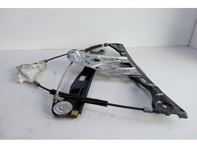 bontott MERCEDES-BENZ C-CLASS Bal első Ablakemelő Szerkezet (Elektromos)