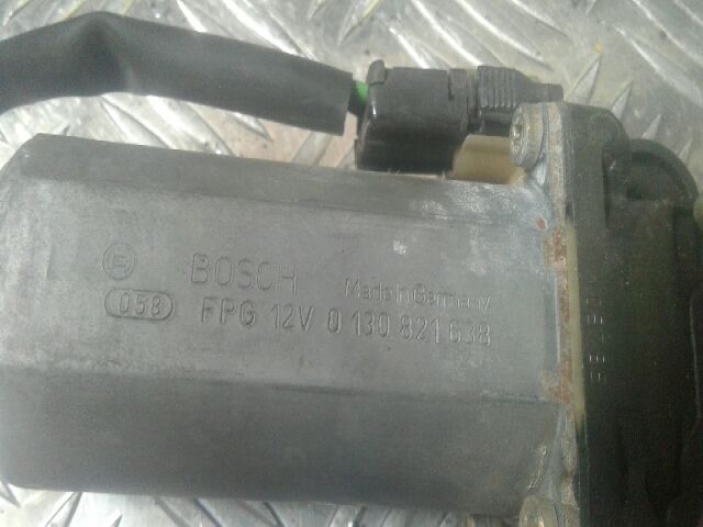 bontott MERCEDES-BENZ C-CLASS Bal első Ablakemelő Szerkezet (Elektromos)