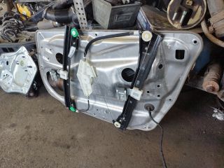 bontott MERCEDES-BENZ C-CLASS Bal első Ablakemelő Szerkezet (Elektromos)