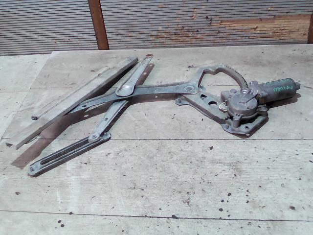 bontott MERCEDES-BENZ C-CLASS Bal első Ablakemelő Szerkezet (Elektromos)