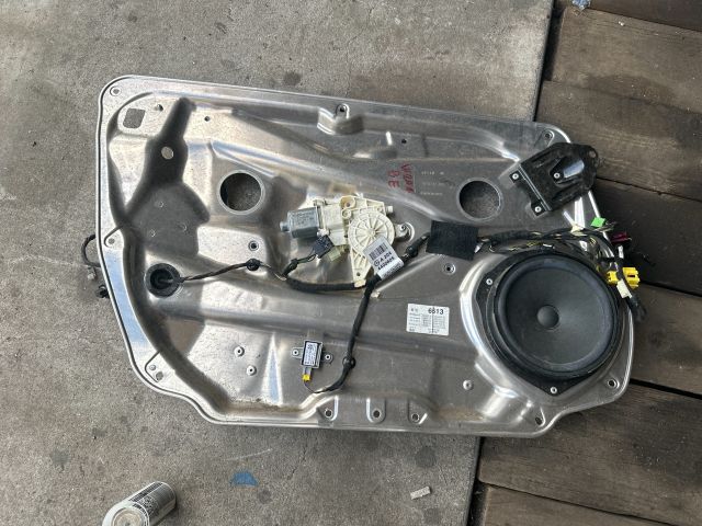 bontott MERCEDES-BENZ C-CLASS Bal első Ablakemelő Szerkezet (Elektromos)