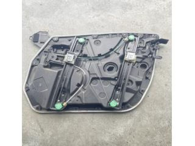 bontott MERCEDES-BENZ C-CLASS Bal első Ablakemelő Szerkezet (Elektromos)