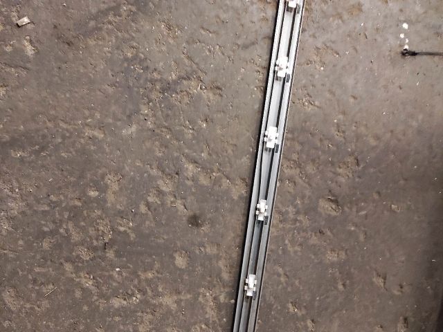 bontott MERCEDES-BENZ C-CLASS Bal első Ajtó Díszléc