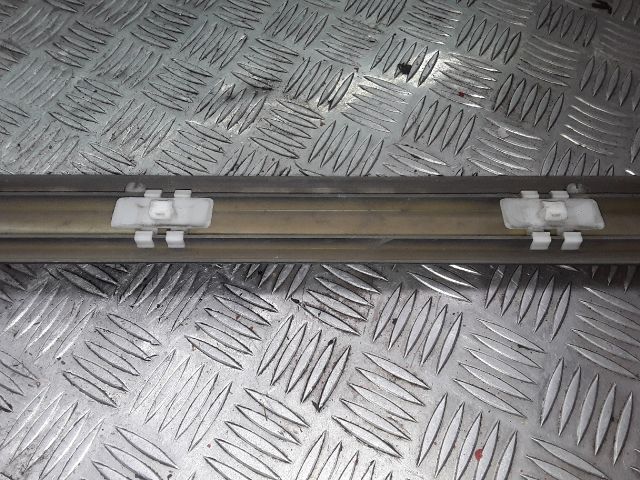 bontott MERCEDES-BENZ C-CLASS Bal első Ajtó Díszléc