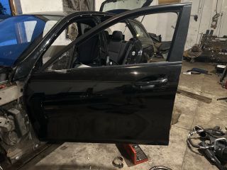 bontott MERCEDES-BENZ C-CLASS Bal első Ajtó (Részeivel)