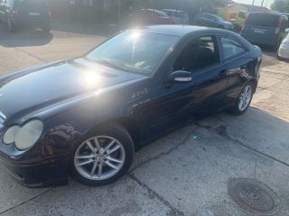 bontott MERCEDES-BENZ C-CLASS Bal első Ajtó (Üres lemez)