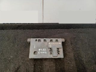 bontott MERCEDES-BENZ C-CLASS Bal első Ajtó Vezérlőegység