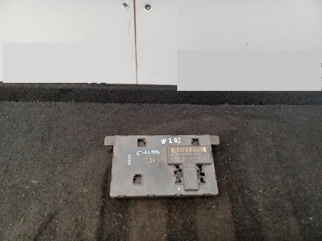 bontott MERCEDES-BENZ C-CLASS Bal első Ajtó Vezérlőegység