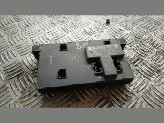 bontott MERCEDES-BENZ C-CLASS Bal első Ajtó Vezérlőegység