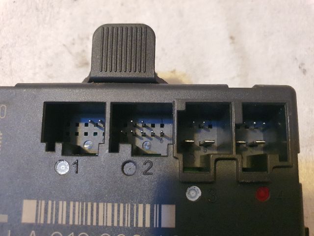 bontott MERCEDES-BENZ C-CLASS Bal első Ajtó Vezérlőegység