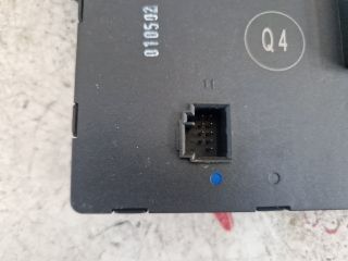 bontott MERCEDES-BENZ C-CLASS Bal első Ajtó Vezérlőegység