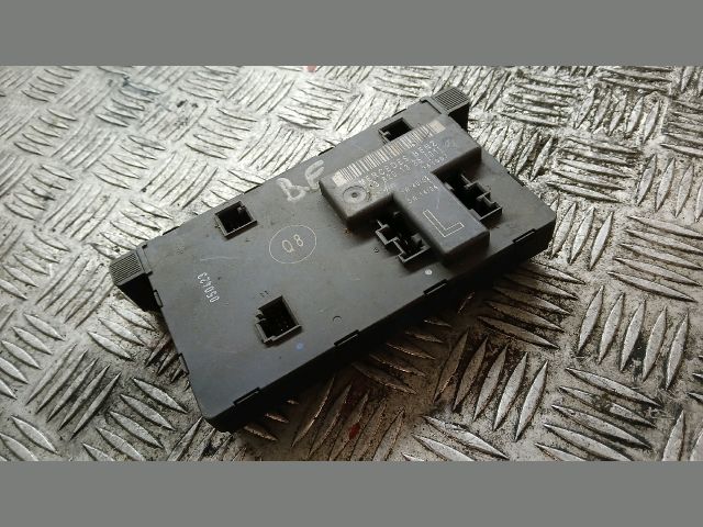 bontott MERCEDES-BENZ C-CLASS Bal első Ajtó Vezérlőegység