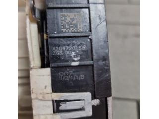 bontott MERCEDES-BENZ C-CLASS Bal első Ajtózár