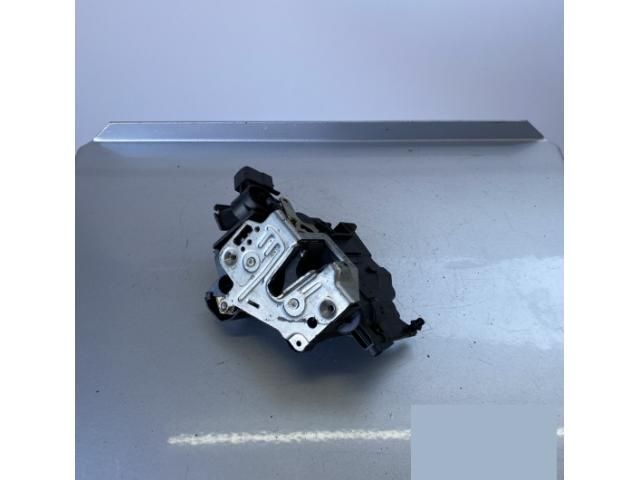 bontott MERCEDES-BENZ C-CLASS Bal első Ajtózár