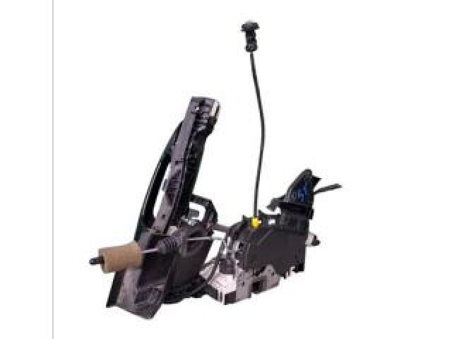 bontott MERCEDES-BENZ C-CLASS Bal első Ajtózár