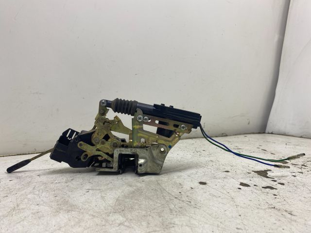 bontott MERCEDES-BENZ C-CLASS Bal első Ajtózár